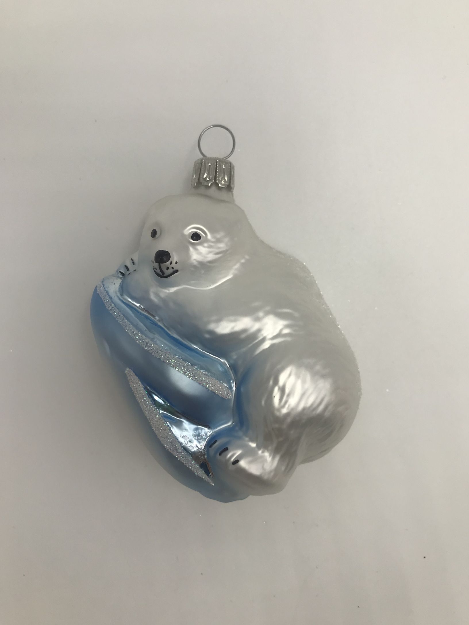 Eisbär auf Scholle Glasfigur Lauschauer Glashandwerk Antik & Modern